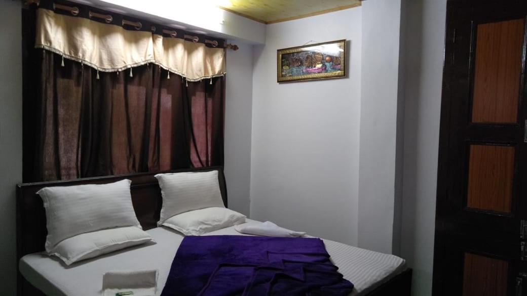 Debbhumi Regency Hotel Sāngla Kültér fotó
