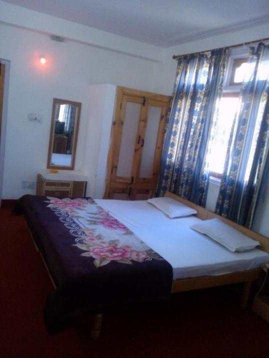 Debbhumi Regency Hotel Sāngla Kültér fotó